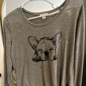 Women’s/jrs grey long sleeve cropped in front shirt, size Medium CUTE PUG DESIGN